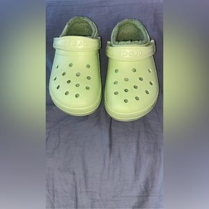 light green !
